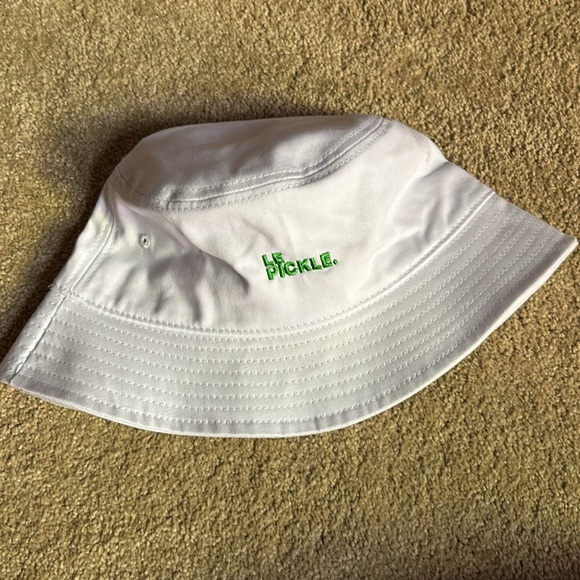 LE PICKLE BUCKET ICONIC HAT - Picture 2 of 5